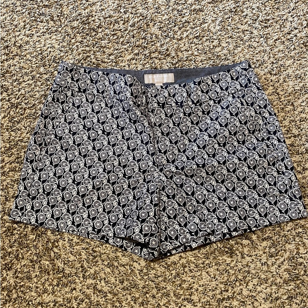 Banana Republic bike print shorts size 4